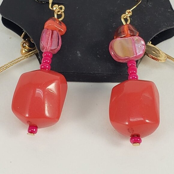 Multi-Strand Gold, Red Seashell Beads Illusion 20" Necklace - Matching Earrings - Picture 5 of 12